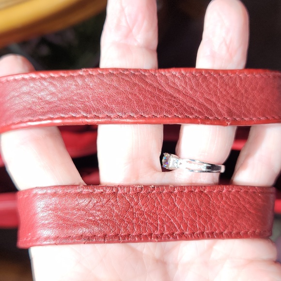 EXPRESS DESIGN STUDIO LEATHER TOTE - Picture 7 of 7